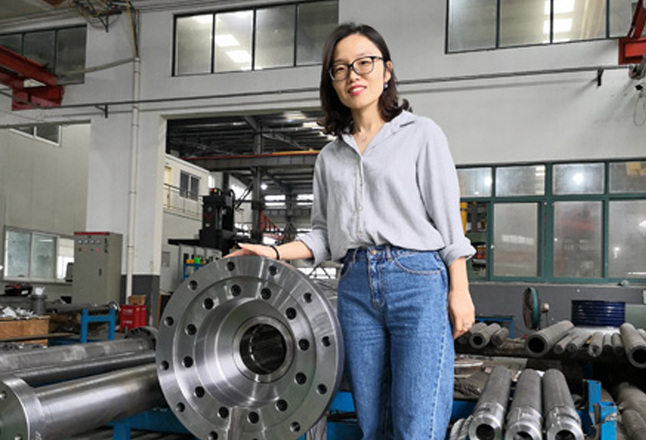 EJS는 노동절을 기념합니다